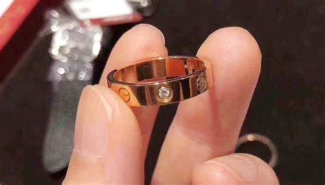 how to spot cartier rings